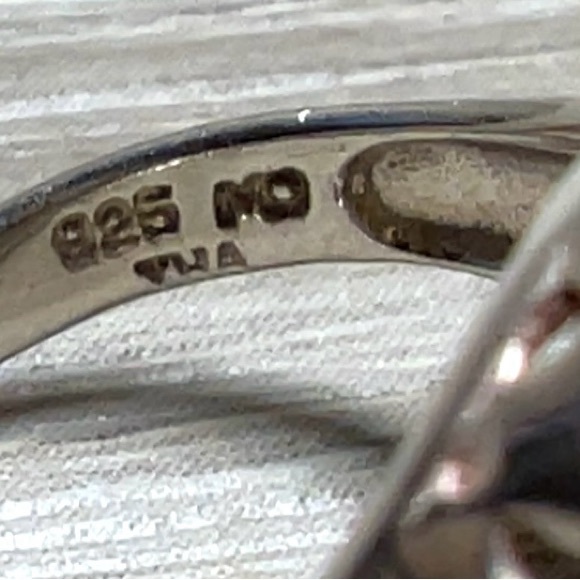 Vintage Designer Marsala Sterling Silver Pebble Cut-Out Dome Ring, Size 6.75 - Picture 6 of 10